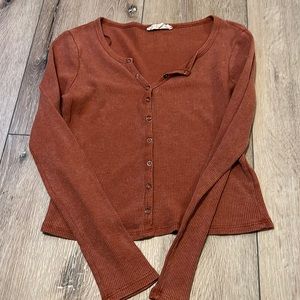 Long sleeve crop top